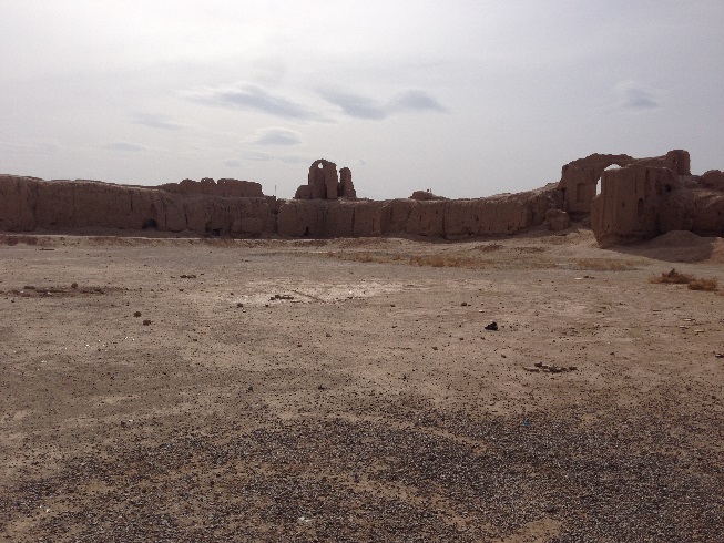 نمای داخلی قلعه تاریخی نوش آباد کاشان در آران و بیدگل